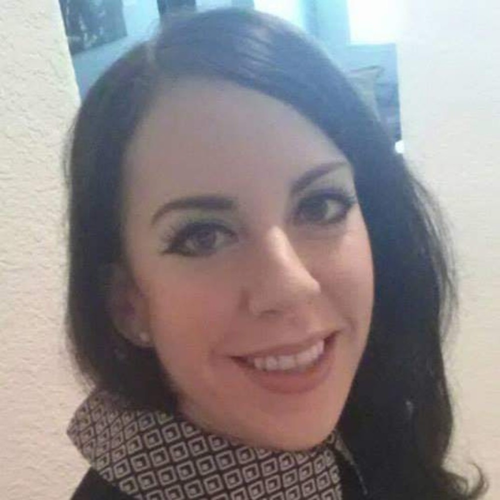 Meet your Posher, Jenn